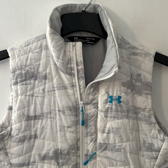 Under Armour Puffer Vest Small White Camo Print Cold Gear Fitted Warm Winter - Picture 4 of 9